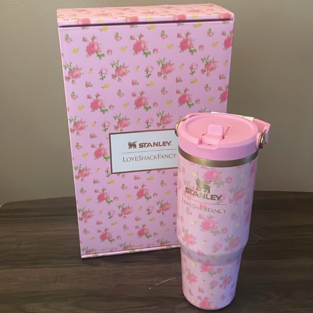 Stanley x LoveShackFancy Iceflow flip straw tumbler  30 oz